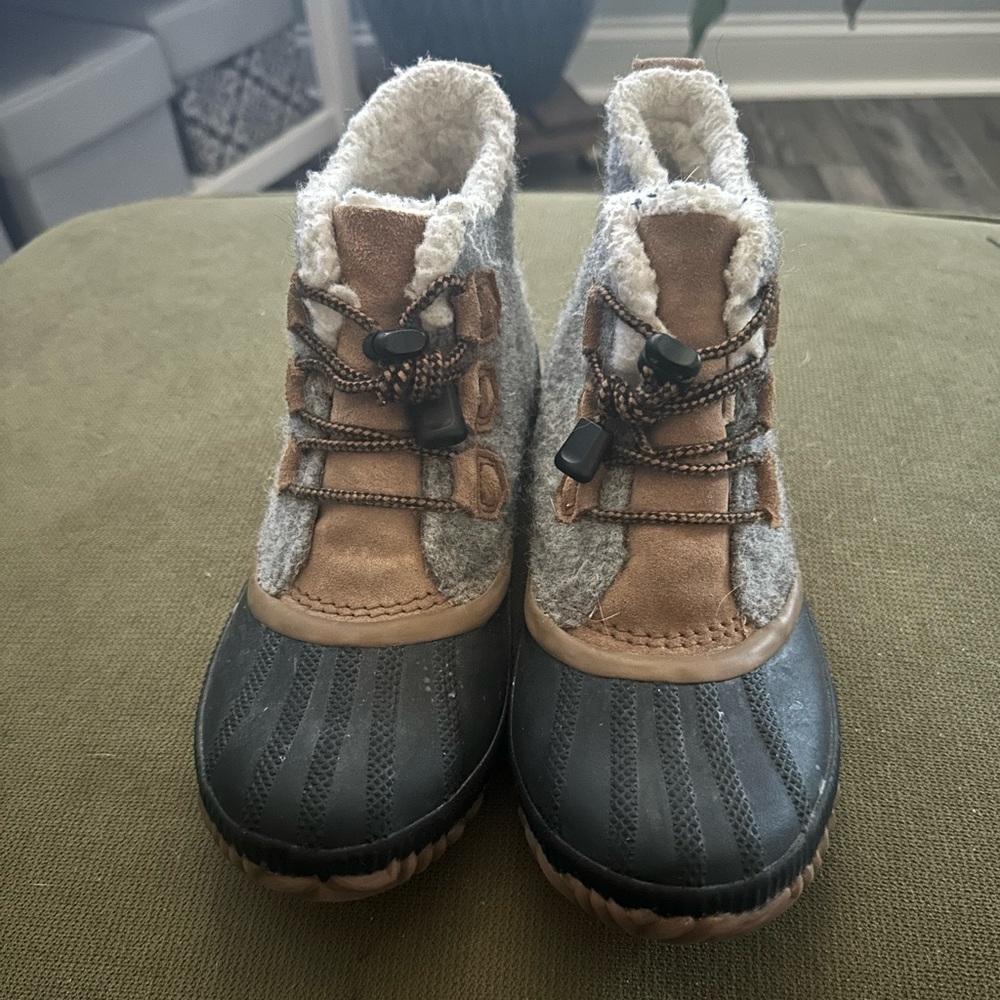 Sorel women’s size 5